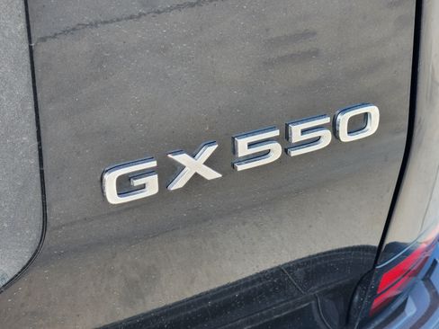 Used 2026 Lexus GX 550 w/ Accessory Package (2T) AWD/4WD image 35
