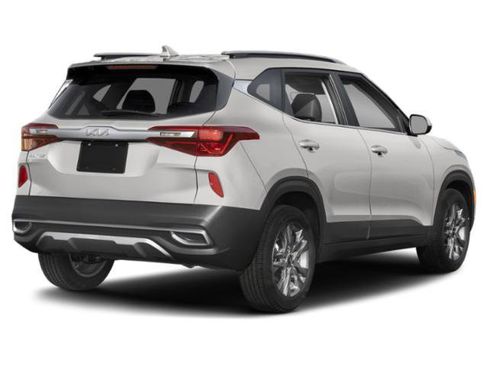 Used 2023 Kia Seltos EX AWD/4WD image 2