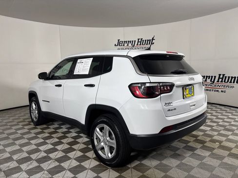 Used 2023 Jeep Compass Sport AWD/4WD image 8