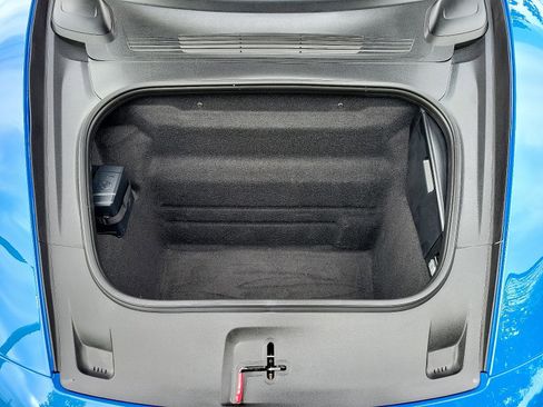 Certified 2025 Porsche 911 Carrera image 32