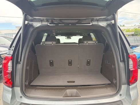 Used 2025 GMC Yukon Elevation RWD image 24