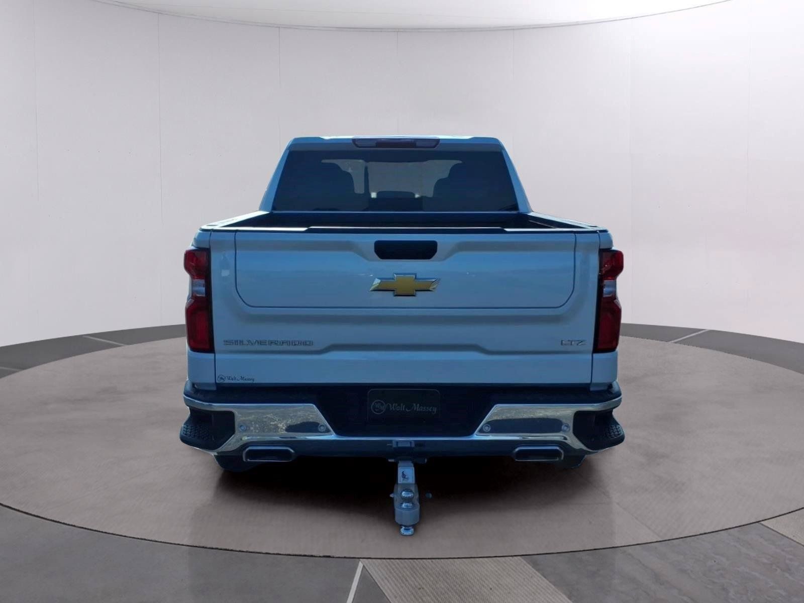 Certified 2024 Chevrolet Silverado 1500 LTZ w/ LTZ Convenience Package II AWD/4WD image 6