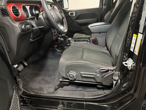 Used 2019 Jeep Wrangler Unlimited Rubicon image 58