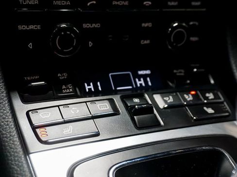 Used 2014 Porsche Cayman image 23