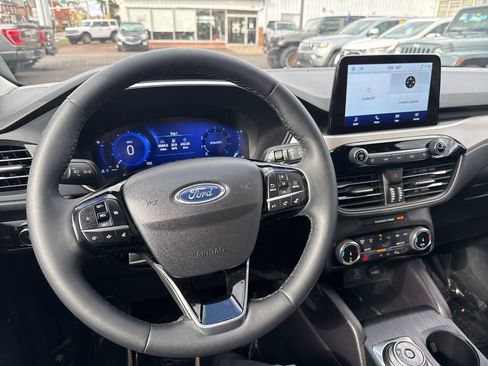 Certified 2022 Ford Escape SEL w/ Technology Package image 20
