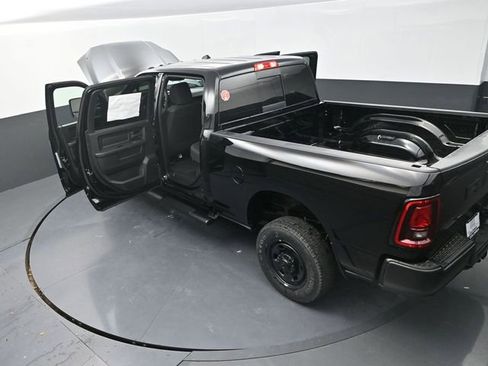 New 2026 RAM 2500 Tradesman AWD/4WD image 32