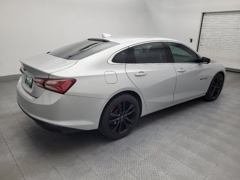 Used 2020 Chevrolet Malibu LT w/ Leather Package FWD image 10