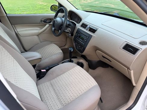 Used 2007 Ford Focus SE FWD image 21