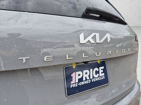 Used 2023 Kia Telluride SX Prestige X-Pro AWD/4WD image 13