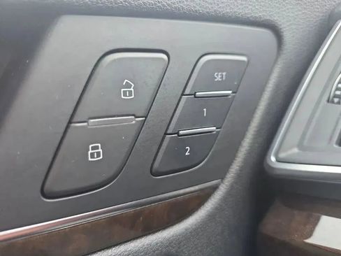 Used 2018 Audi Q5 2.0T Premium image 26