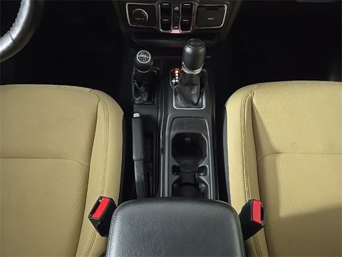 Used 2021 Jeep Wrangler Unlimited Willys image 22