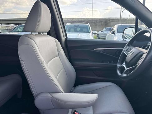 Used 2023 Honda Passport EX-L image 10