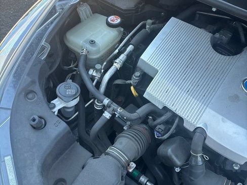 Used 2016 Toyota Prius Three w/ Advanced Technology Package FWD image 16