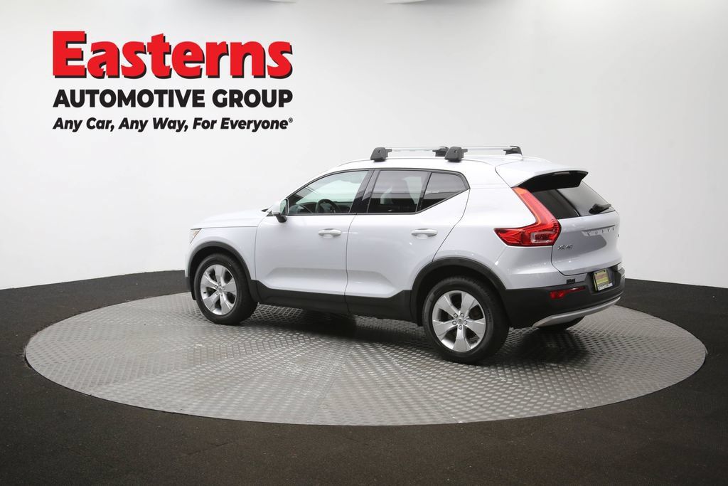 Used 2021 Volvo XC40 T4 Momentum FWD image 63