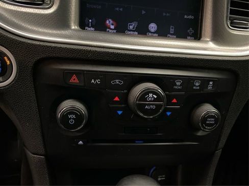 Used 2011 Dodge Charger Rallye image 29