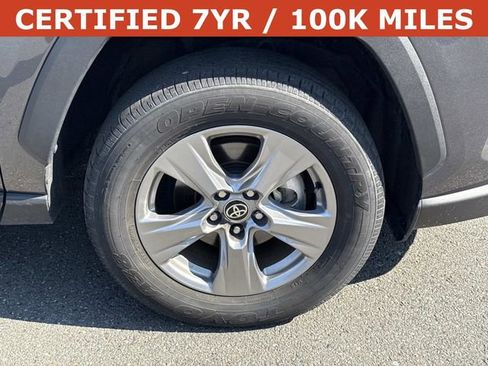Used 2025 Toyota RAV4 LE AWD/4WD image 7