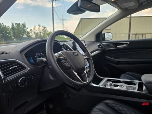 Used 2024 Ford Edge Titanium w/ Equipment Group 301A AWD/4WD image 12