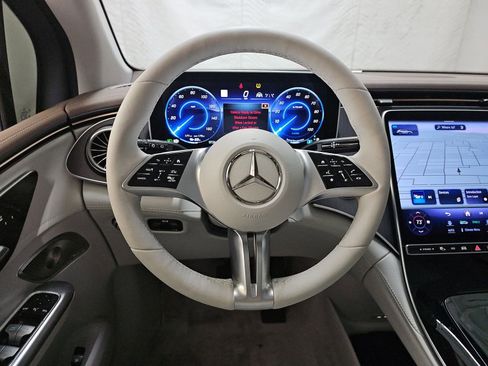 Used 2023 Mercedes-Benz EQE 500 4MATIC SUV image 10