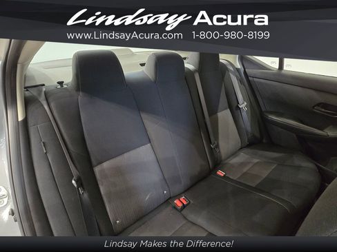 Used 2024 Nissan Sentra SV w/ All-Weather Package FWD image 9