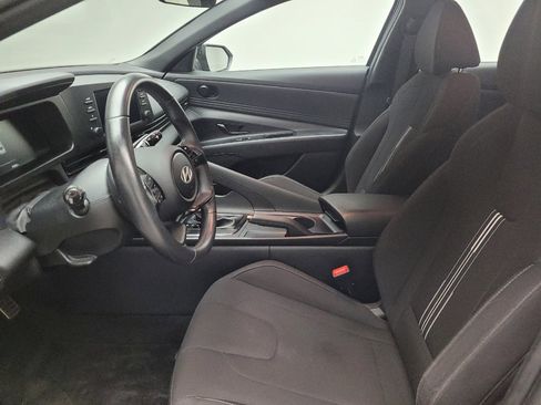 Used 2025 Hyundai Elantra Sport w/ Cargo Package FWD image 17