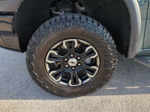 Used 2026 Chevrolet Silverado 1500 ZR2 AWD/4WD image 34