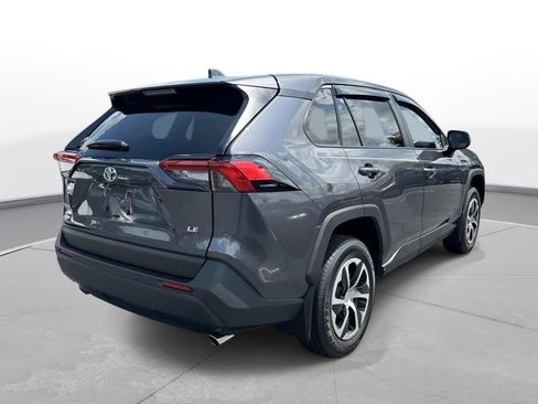 Used 2025 Toyota RAV4 LE FWD image 6