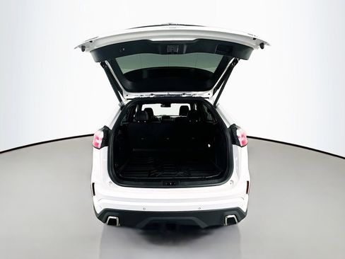 Used 2022 Ford Edge ST image 28