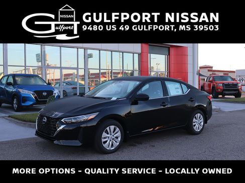 Used 2025 Nissan Sentra S image 1