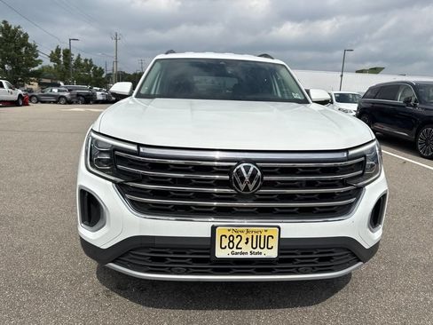 Used 2025 Volkswagen Atlas SE AWD/4WD image 8