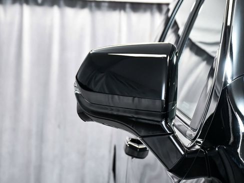 Used 2026 Cadillac Escalade ESV Platinum Sport w/ LPO, ONYX Package AWD/4WD image 76