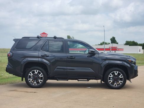 New 2026 Toyota 4Runner TRD Sport AWD/4WD image 7