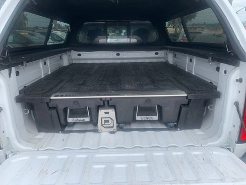 Used 2019 Chevrolet Colorado Z71 AWD/4WD image 9