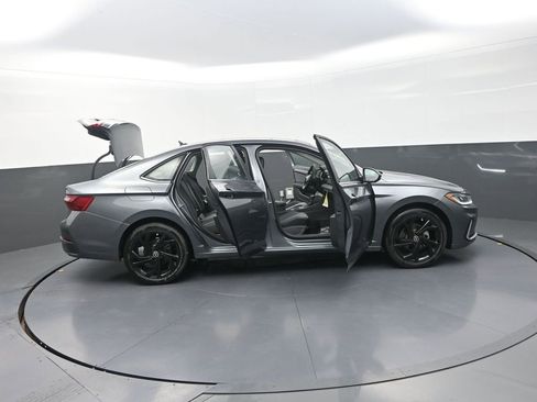 New 2026 Volkswagen Jetta SE image 36