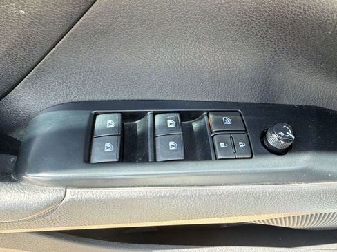 Used 2020 Toyota Camry TRD image 12