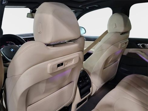 Used 2020 BMW X5 sDrive40i image 28