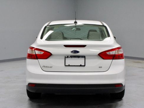 Used 2014 Ford Focus SE FWD image 7