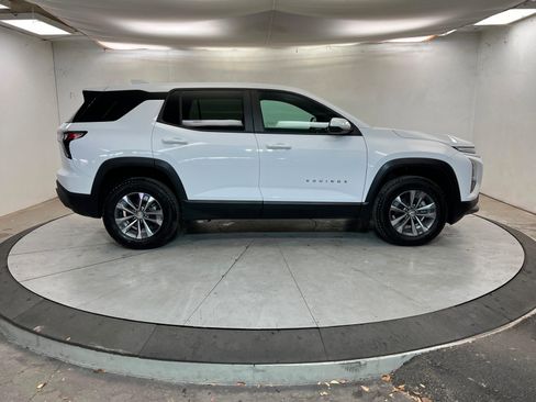 Used 2025 Chevrolet Equinox LT image 7