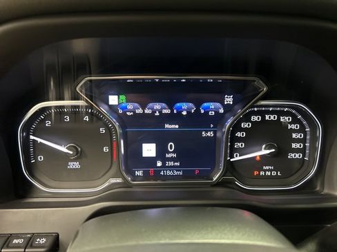 Used 2022 GMC Sierra 3500 Denali w/ Denali Ultimate Package image 17