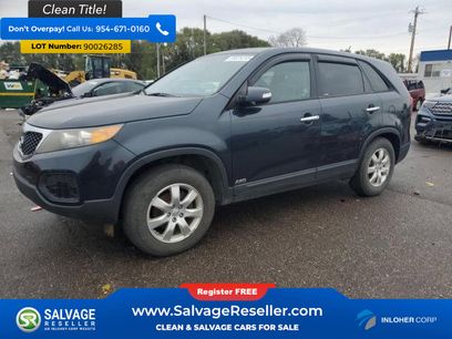 Used 2012 Kia Sorento LX w/ Third Row Pkg