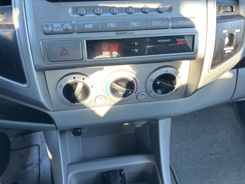 Used 2007 Toyota Tacoma PreRunner image 29