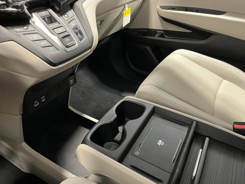 New 2026 Honda Odyssey EX-L image 21