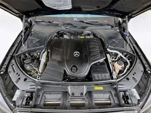 Used 2023 Mercedes-Benz S 500 4MATIC w/ AMG Line image 32