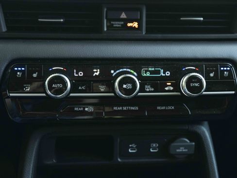 Used 2026 Honda Pilot Elite image 33