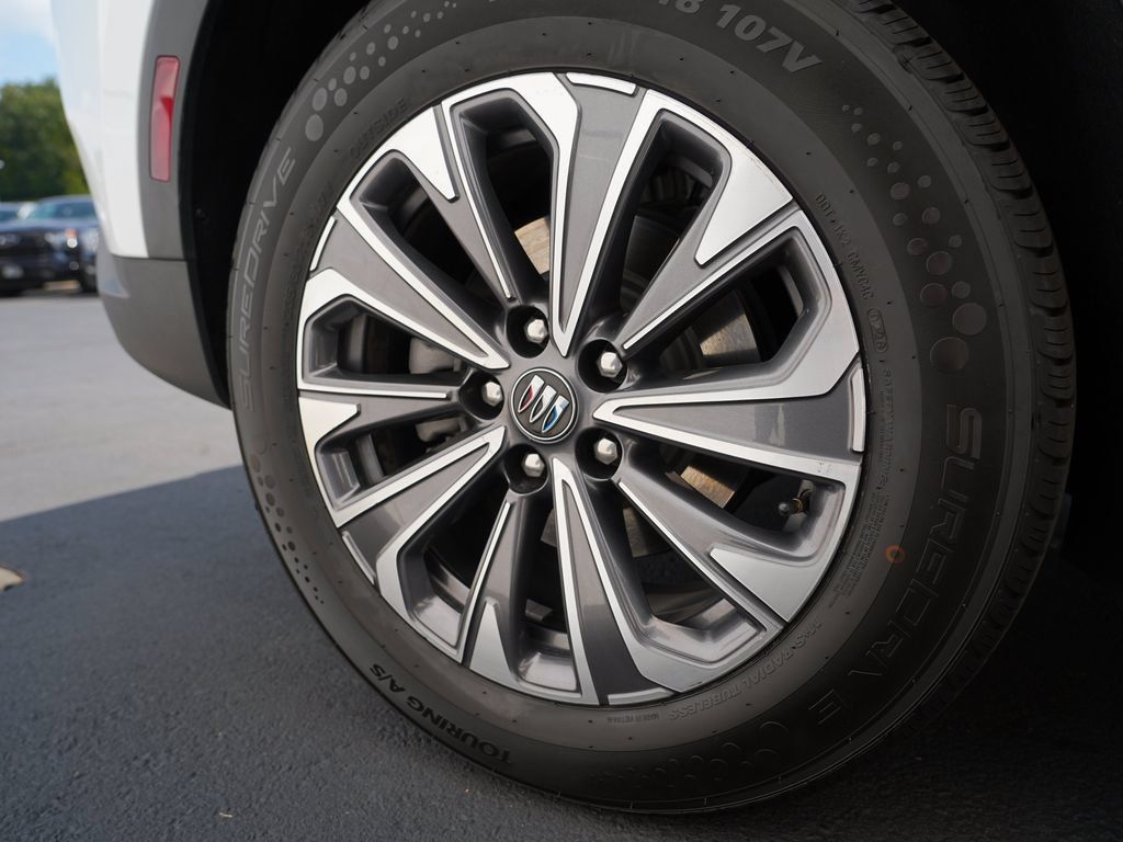 Used 2024 Buick Envision Preferred AWD/4WD image 31