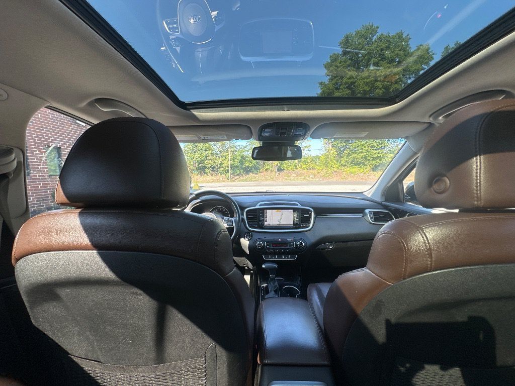 Used 2020 Kia Sorento SX AWD/4WD image 29