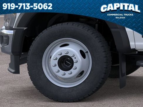 New 2026 Ford F550 4x4 Crew Cab image 19