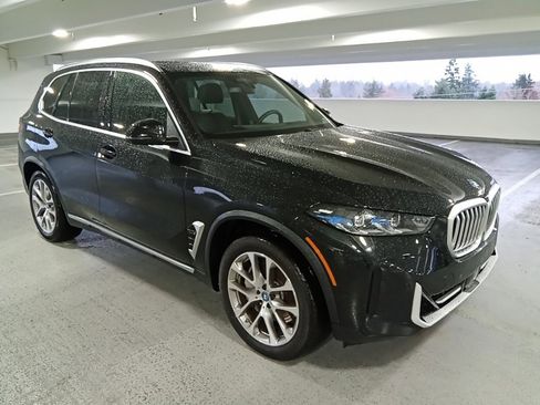 Used 2024 BMW X5 xDrive50e w/ Executive Package image 5