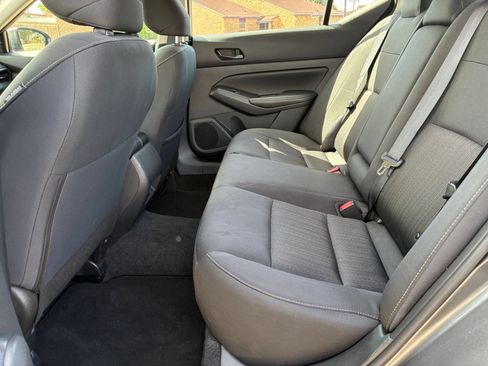 Used 2025 Nissan Altima 2.5 SV FWD image 21