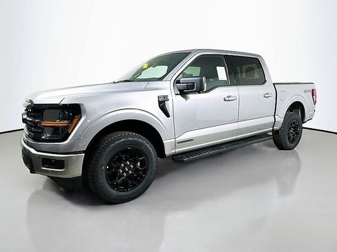 New 2025 Ford F150 XLT w/ Equipment Group 302A MID image 3