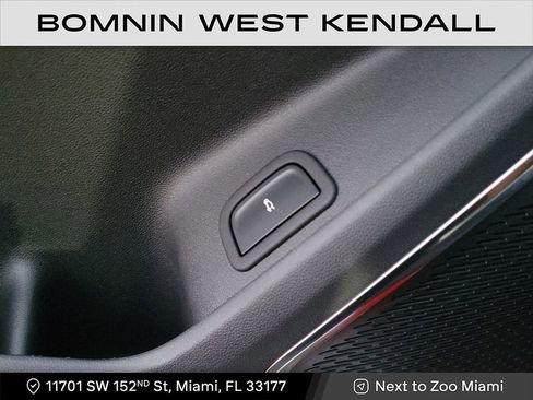 Used 2025 Chevrolet Traverse Z71 w/ Enhanced Driving Package image 31